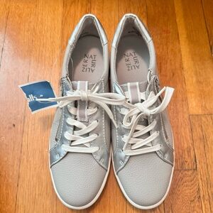 Naturalizer Karine sneaker. NWT